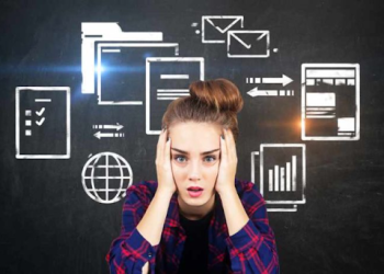 Today, more and more people of all ages may gain access to and make use of the world's vast trove of information. Therefore, students frequently experience