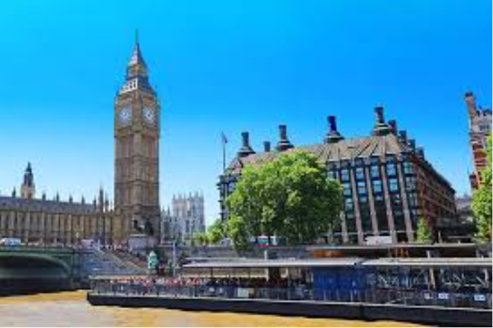 Essential London Bank Holiday Travel Survival Guide