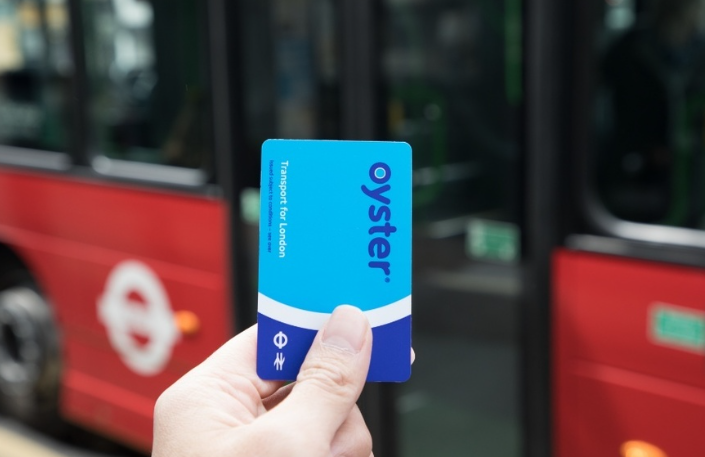 You Can Now Top Up Your Oyster Card On the Go